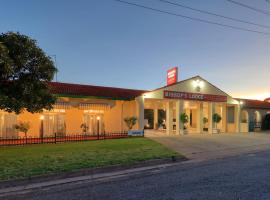 Bishops Lodge Narrandera, 3-звездочный отель в городе Наррандера