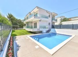 Stunning Home In Kastel Luksic With Wifi, Outdoor Swimming Pool And Heated Swimming Pool
