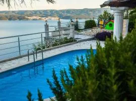 Lovely Home In Lokva Rogoznica With House Sea View