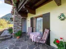 Apartment in Tyrol 100 m to the mountain railway