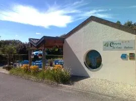 Camping La Croix Badeau、Soulaines-Dhuysのグランピング施設