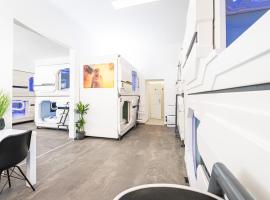 Space Home Apartment - City Hall, kapslový hotel ve Vídni