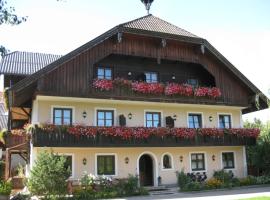 Hoferbauergut, romantic hotel in Strobl