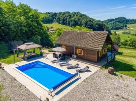 Gorgeous Home In Krapinske Toplice With Private Swimming Pool, Can Be Inside Or Outside, povoljni hotel u gradu 'Mala Erpenja'