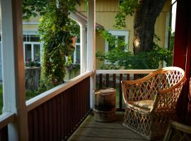 Taattisten Tila - Taattinen Farm and Cottages, hotelli kohteessa Naantali