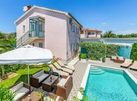 Lovely Home In Stinjan With Outdoor Swimming Pool