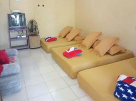 Penginapan Padi Padi, hotel v destinaci Sawarna