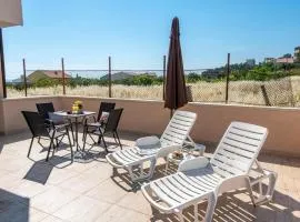 Nice Apartment In Podstrana With Wifi