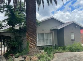 Marielitsa Inn, holiday rental in Germiston