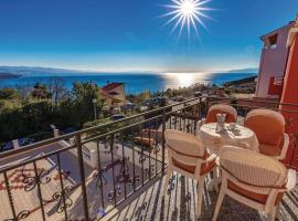 Stunning Apartment In Volosko With House Sea View, ξενοδοχείο σε Volosko