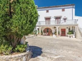 Two-Bedroom Apartment In Porec
