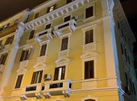 Blue & Grey downtown Foggia, hotel in Foggia