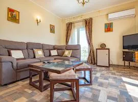 Beautiful Apartment In Raslina With 6 Bedrooms And Wifi