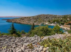 Lovely Home In Cesarica, hotel i Cesarica