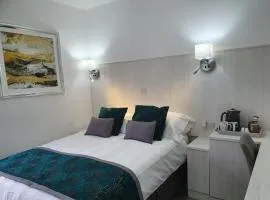 The Wheatsheaf Inn