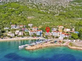 Beach Front Apartment In Igrane With Wifi