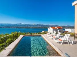 Stunning Home In Novigrad With House Sea View