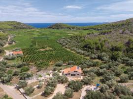 One-Bedroom Holiday Home In Smokvica, Hotel in Smokvica