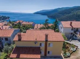 2 Bedroom Lovely Apartment In Rabac