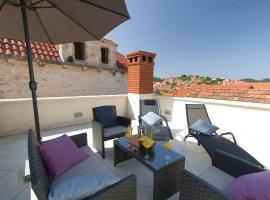 Nice Home In Blato With Wifi, hotel em Blato