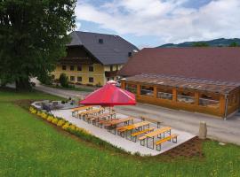 Ferienwohnungen Jodlbauerhof: Weyregg am Attersee şehrinde bir otel