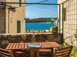 Three-Bedroom Holiday Home In Rogoznica