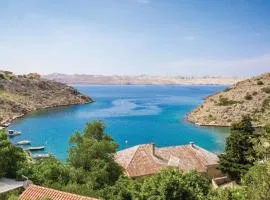 Amazing Apartment In Cesarica With Wifi