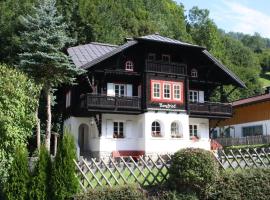 Spacious Villa in Zell am See near Ski Area, отель в городе Целль-ам-Зе