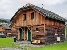 Viesnīca ar autostāvvietu Chalet in St Georgen ob Murau with hot tub pilsētā Sanktgeorgene pie Mūravas