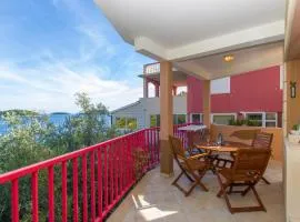 3 Bedroom Gorgeous Apartment In Blato