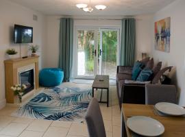 Mountain View Apartment - short drive to beaches, hotell i Bryngwran