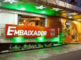 Embaixador Hotel e Centro de Eventos by Fast10 Hotéis - Estamos localizado na parte alta do Centro, hotel di Porto Alegre City Centre, Porto Alegre