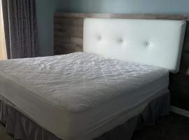 Swan Lake House, hotel en West Kelowna