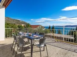 Awesome Apartment In Karlobag- Ribarica