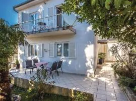Beautiful Home In Selce With 3 Bedrooms And Wifi