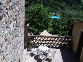 B&B and Wellness Il Pomario di Montepiglio Resort Naturista, hotel v destinaci Amelia