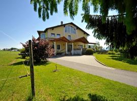 Biohof Naturzeit Faaker See – hotel w mieście Drobollach am Faakersee