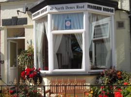 Maluth Lodge, bed and breakfast v destinaci Great Yarmouth