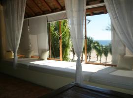 Casa Kaukan, hotel poblíž Mezinárodní letiště Ixtapa-Zihuatanejo - ZIH, 