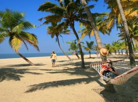 Abad Turtle Beach, resort en Mararikulam