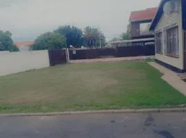 Dreams Guest Inn Raceview