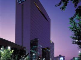 Koreana Hotel, hotel Mjongdong környékén Szöulban