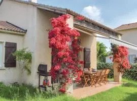 3 Bedroom Lovely Home In Cervione