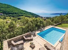 Nice Apartment In Moscenicka Draga