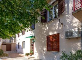 Beautiful Apartment In Jablanac With Wifi, hotell i Jablanac