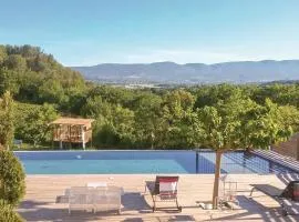 2 Bedroom Stunning Home In Apt