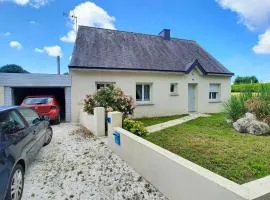 Nice Home In Clohars Carnoet With Kitchen