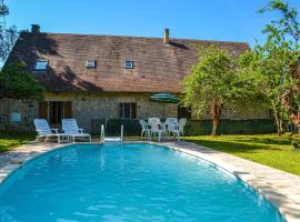Nice Home In Saint Rabier With 4 Bedrooms And Outdoor Swimming Pool, holiday rental in Saint-Rabier