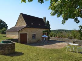 Stunning Home In Val-de-louvre-et-caude With House A Panoramic View, hotel in Saint-Alvère