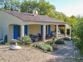 Beautiful Home In Le Poujol Sur Orb With 2 Bedrooms, Private Swimming Pool And Outdoor Swimming Pool, hotel v destinácii Le Poujol-sur-Orb